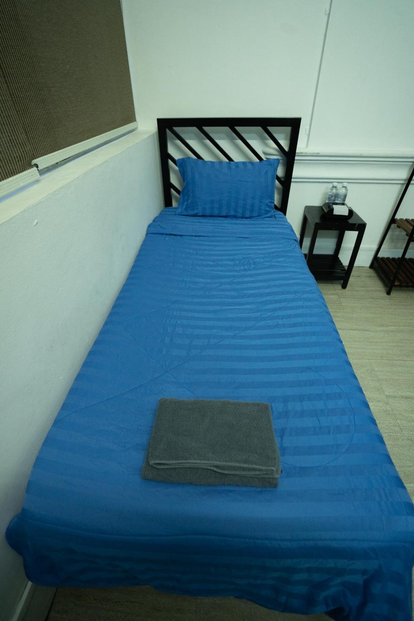 The Eighty8 Hostel Phnom Penh Exterior photo